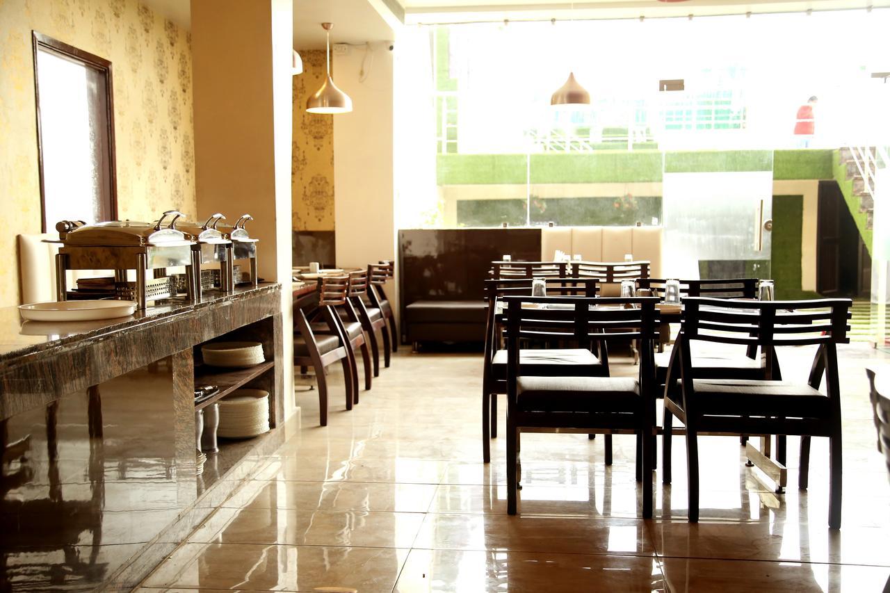 Sallow Royal Suites 암리차르 외부 사진