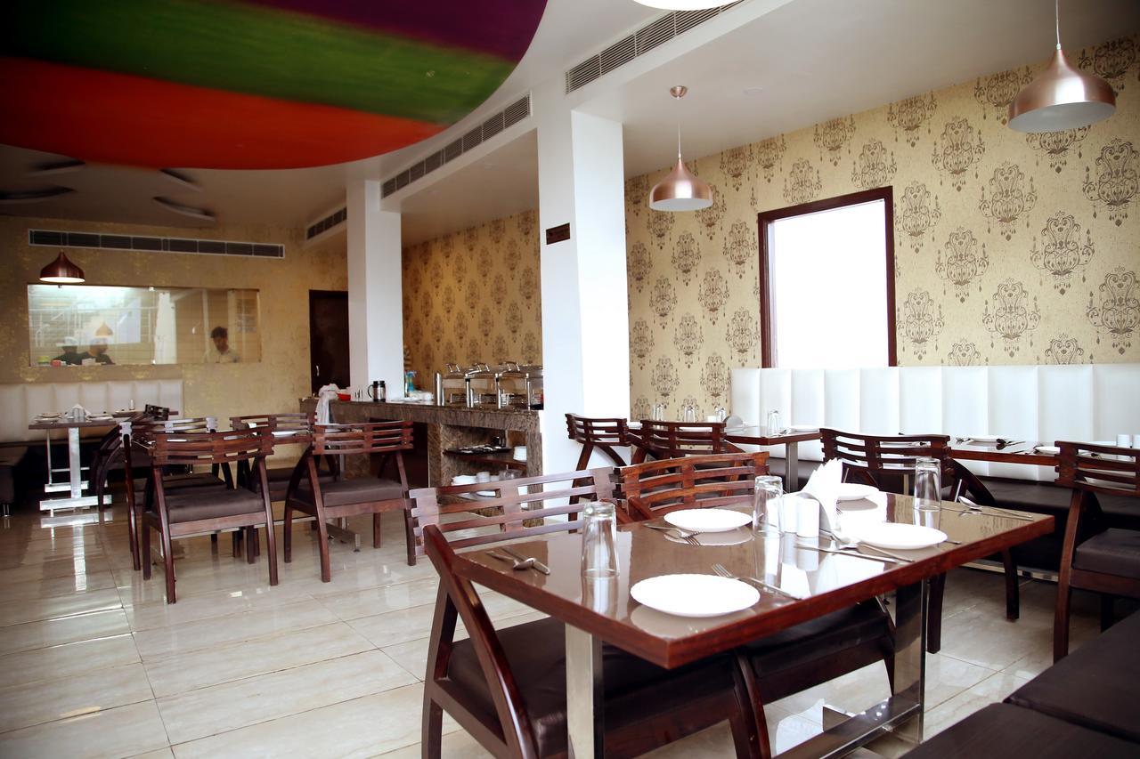 Sallow Royal Suites 암리차르 외부 사진